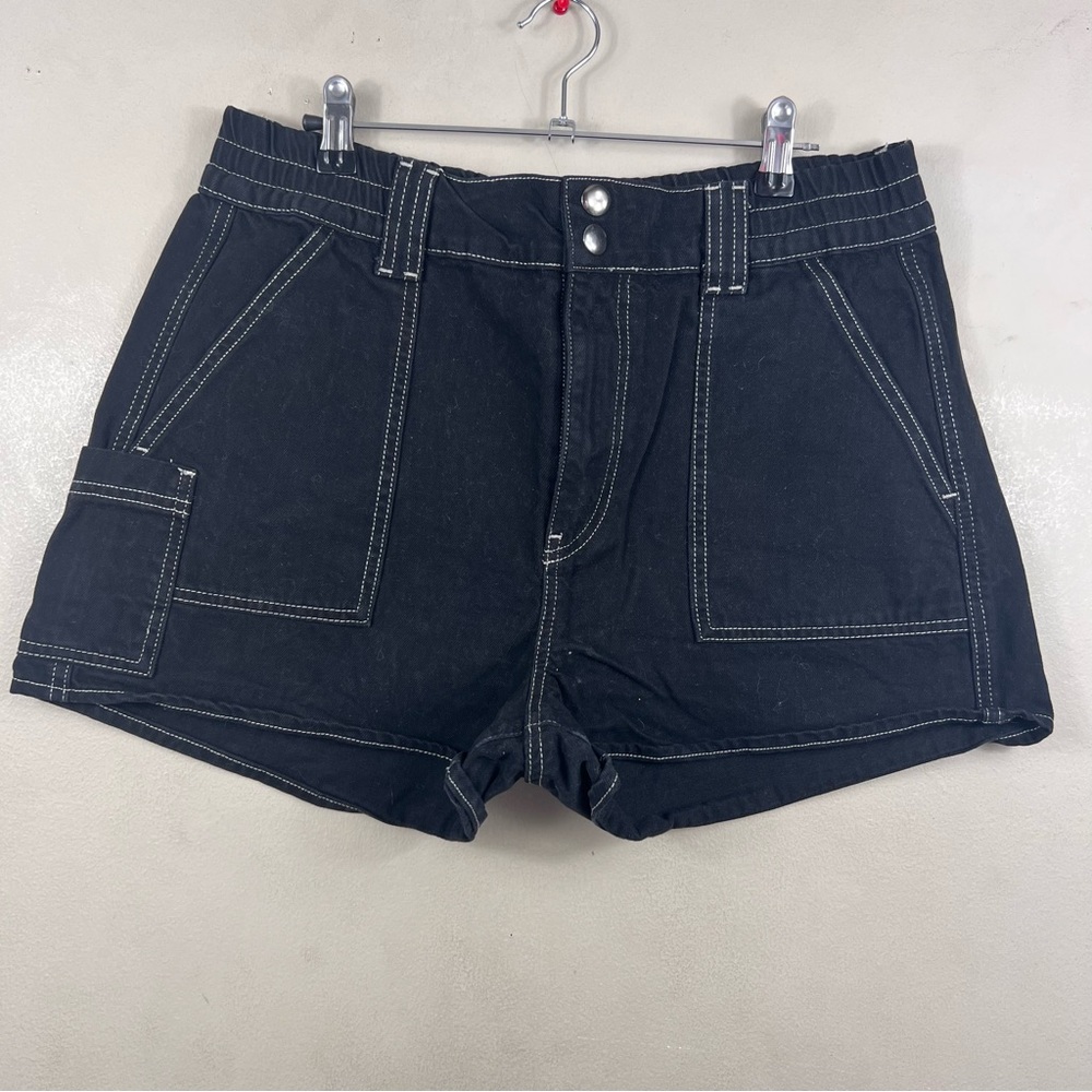 BDG Black Utility Cargo Shorts with Contrast Stitching
